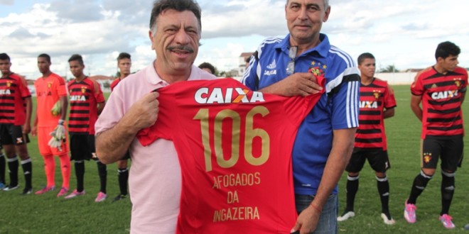 Líder do brasileirão homenageia 106 anos de Afogados da Ingazeira 